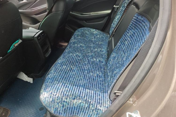 Used Buick Envision 2018 20T Two-Wheel-Drive Elite Model Left Rear Seat