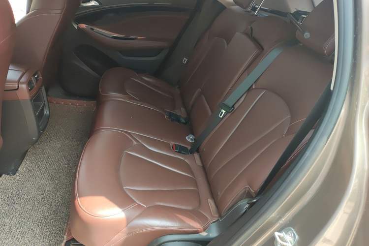 Used Buick Envision 2018 28T Four-Wheel Drive Elite Version Left Rear Seat