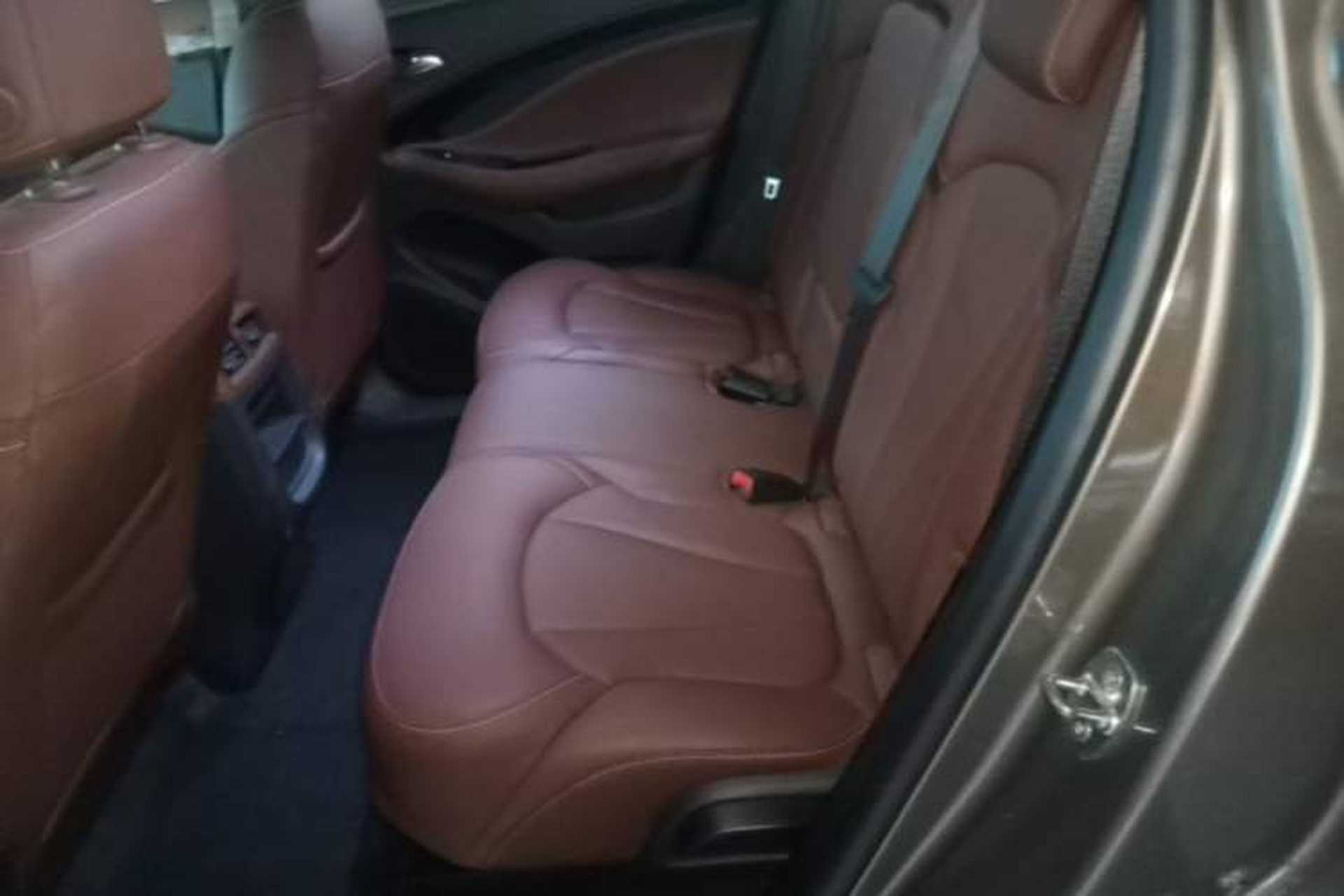 Used Buick Envision 2018 28T Four-Wheel Drive Elite Version Left Rear Seat