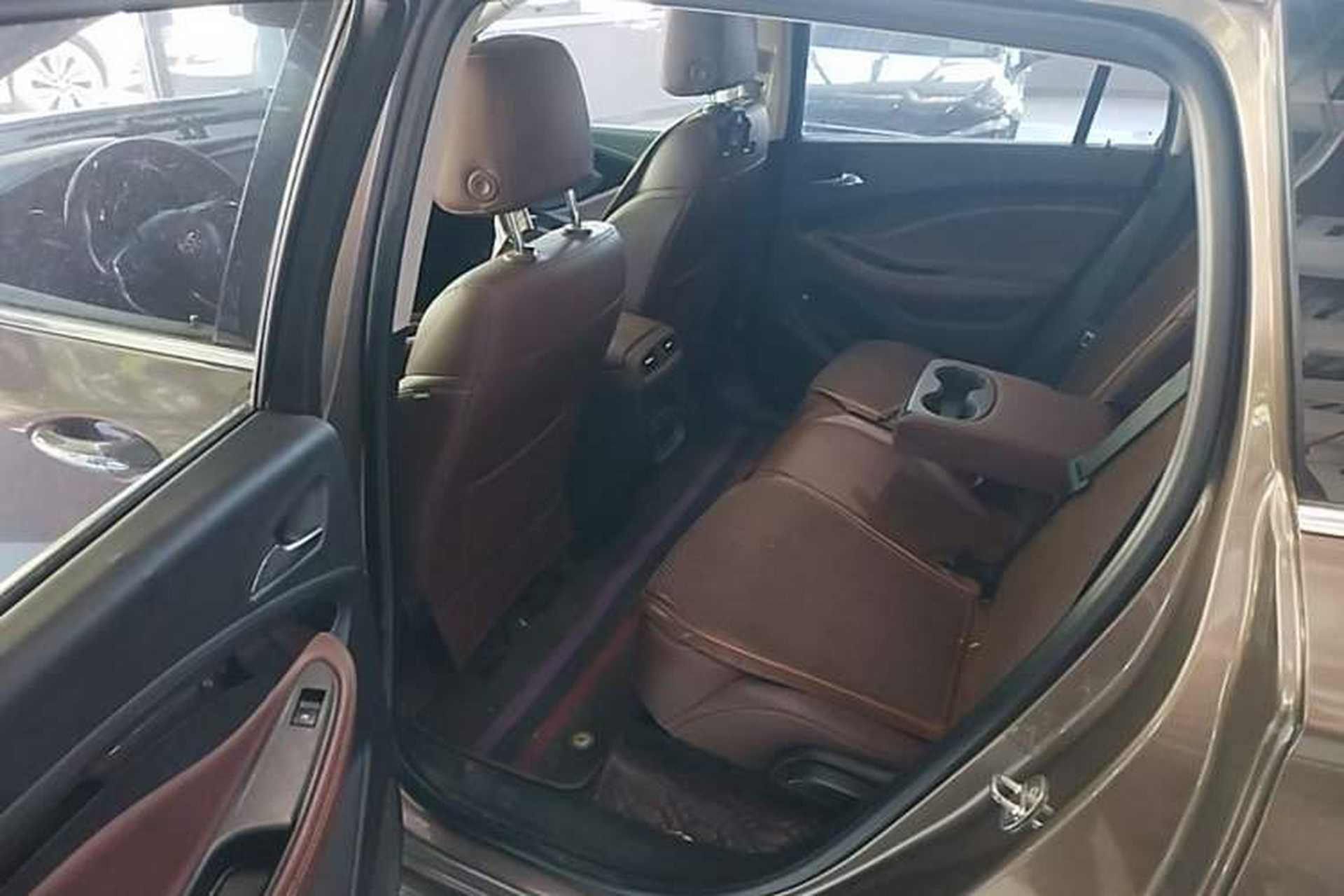 Used Buick Envision 2018 28T Four-Wheel Drive Elite Version Left Rear Seat