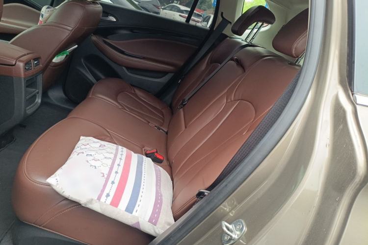 Used Buick Envision 2018 20T Two-Wheel Drive Luxury Model Left Rear Seat