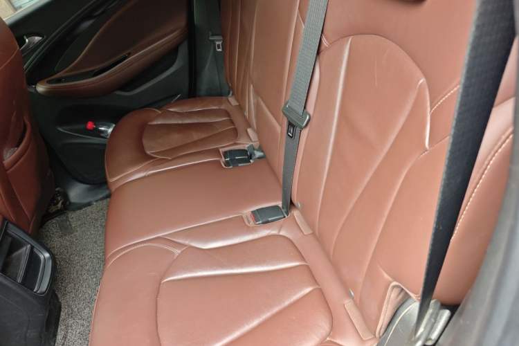 Used Buick Envision 2018 28T Four-Wheel Drive Elite Version Left Rear Seat