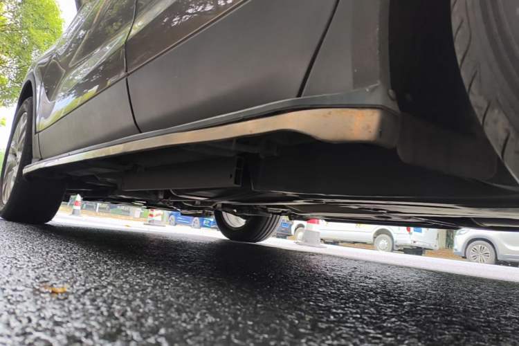 Used Buick Envision 2018 28T Four-Wheel Drive Elite Version Left Side Sill