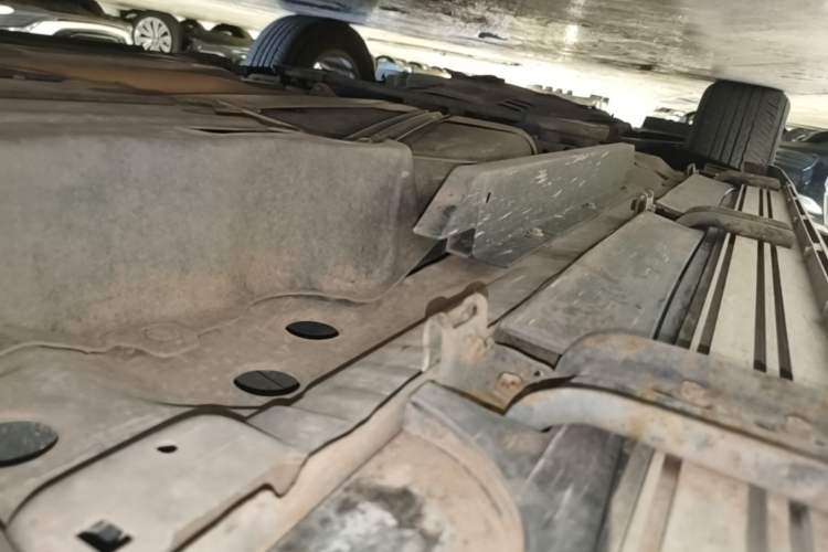 Used Buick Envision 2018 20T Two-Wheel-Drive Elite Model Left Side Sill