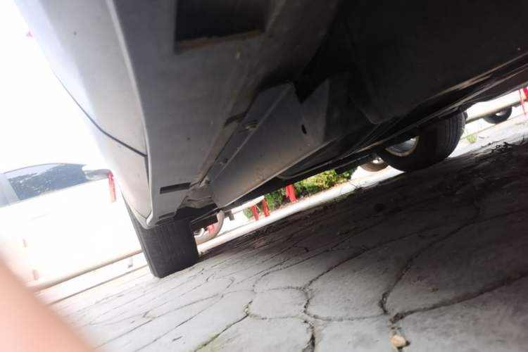 Used Buick Envision 2018 20T Two-Wheel-Drive Elite Model Left Side Sill