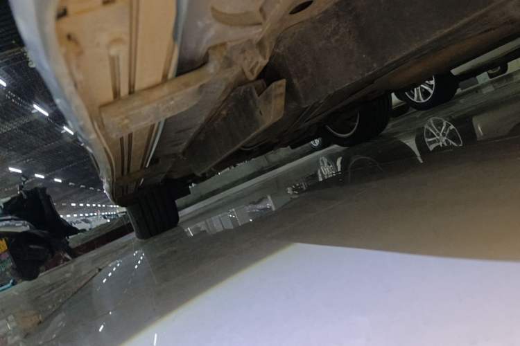 Used Buick Envision 2018 28T Four-Wheel Drive Elite Version Left Side Sill
