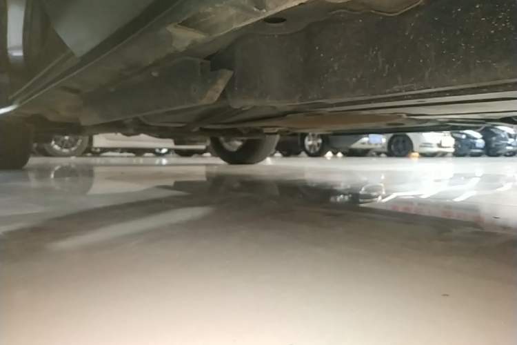 Used Buick Envision 2018 20T Two-Wheel Drive Luxury Model Left Side Sill