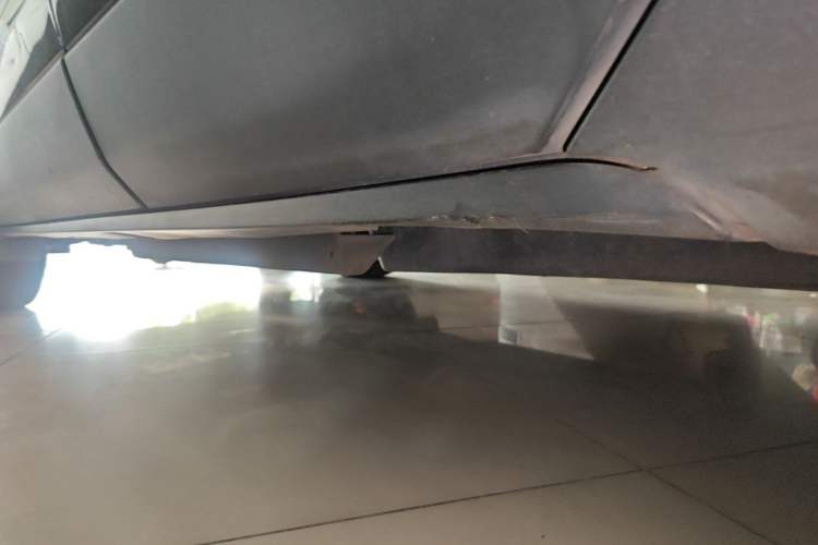 Used Buick Envision 2018 20T Two-Wheel-Drive Elite Model Left Side Sill