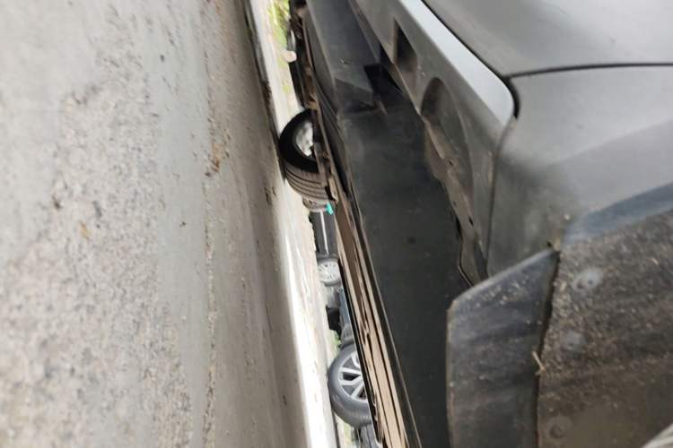 Used Buick Envision 2018 28T Four-Wheel Drive Elite Version Left Side Sill