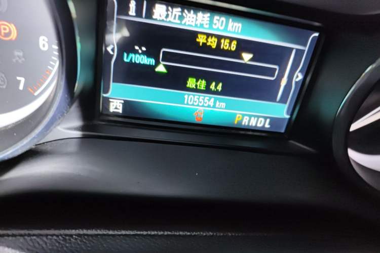 Used Buick Envision 2018 20T Two-Wheel Drive Luxury Model Odometer Close Up