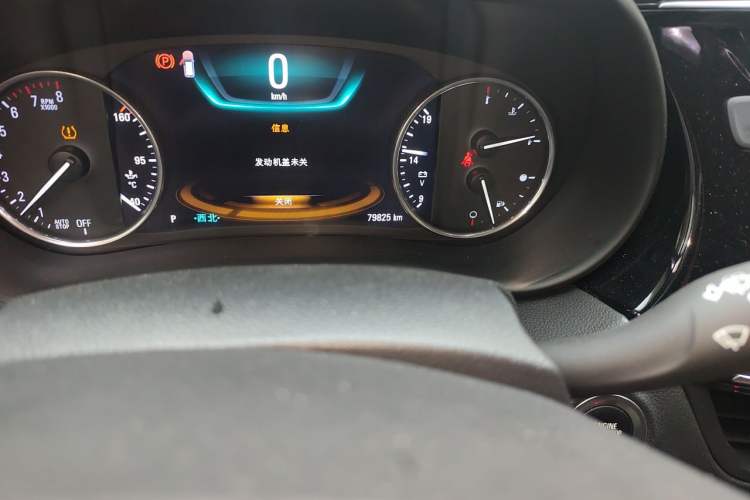 Used Buick Envision 2018 28T Four-Wheel Drive Luxury Model Odometer Close Up