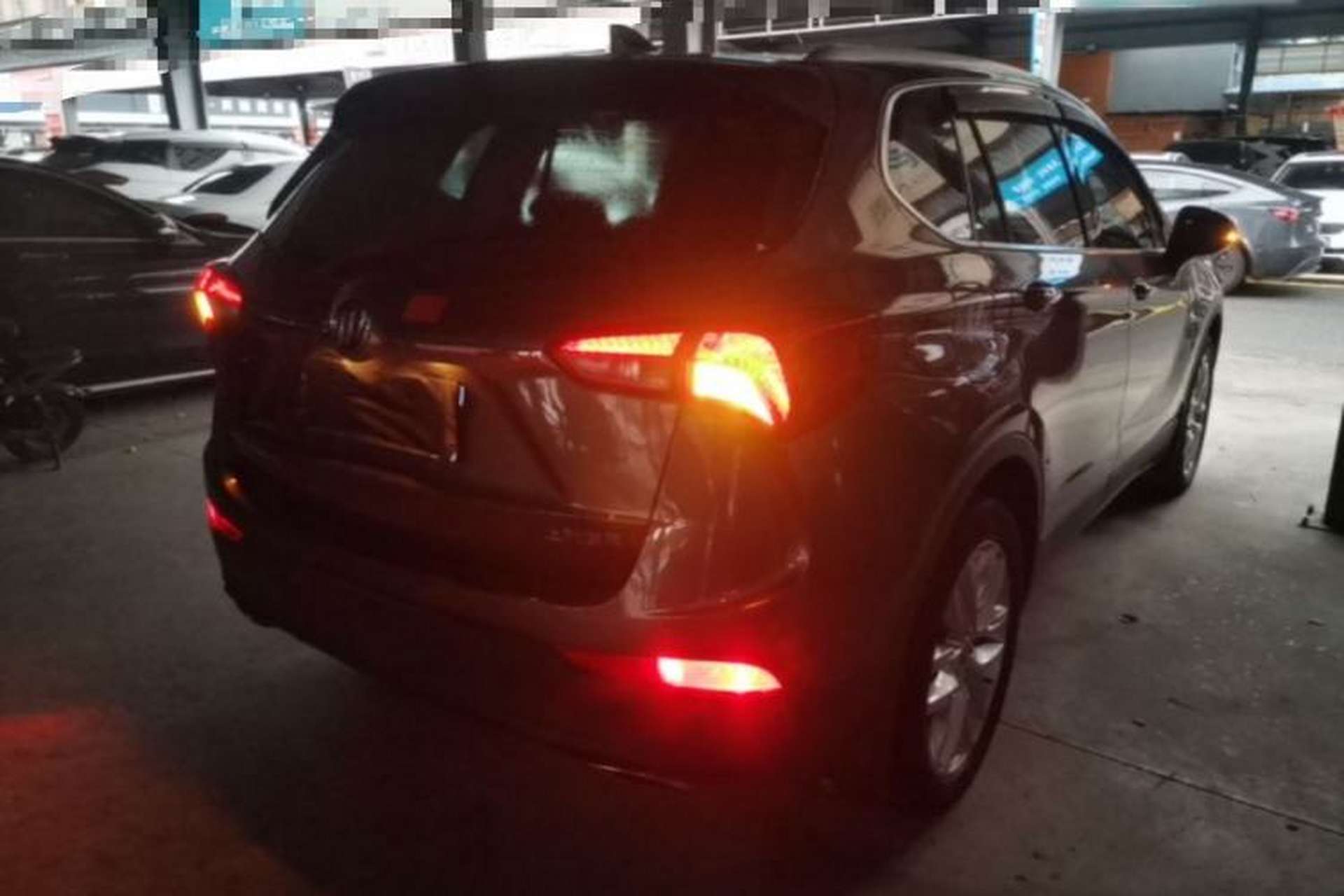 Used Buick Envision 2018 28T Four-Wheel Drive Elite Version Rear Right 45 Deg