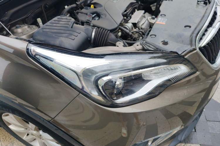 Used Buick Envision 2018 20T Two-Wheel-Drive Leading Model Right Front Headlight