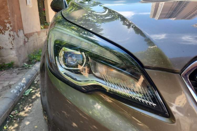 Used Buick Envision 2018 20T Two-Wheel Drive Luxury Model Right Front Headlight