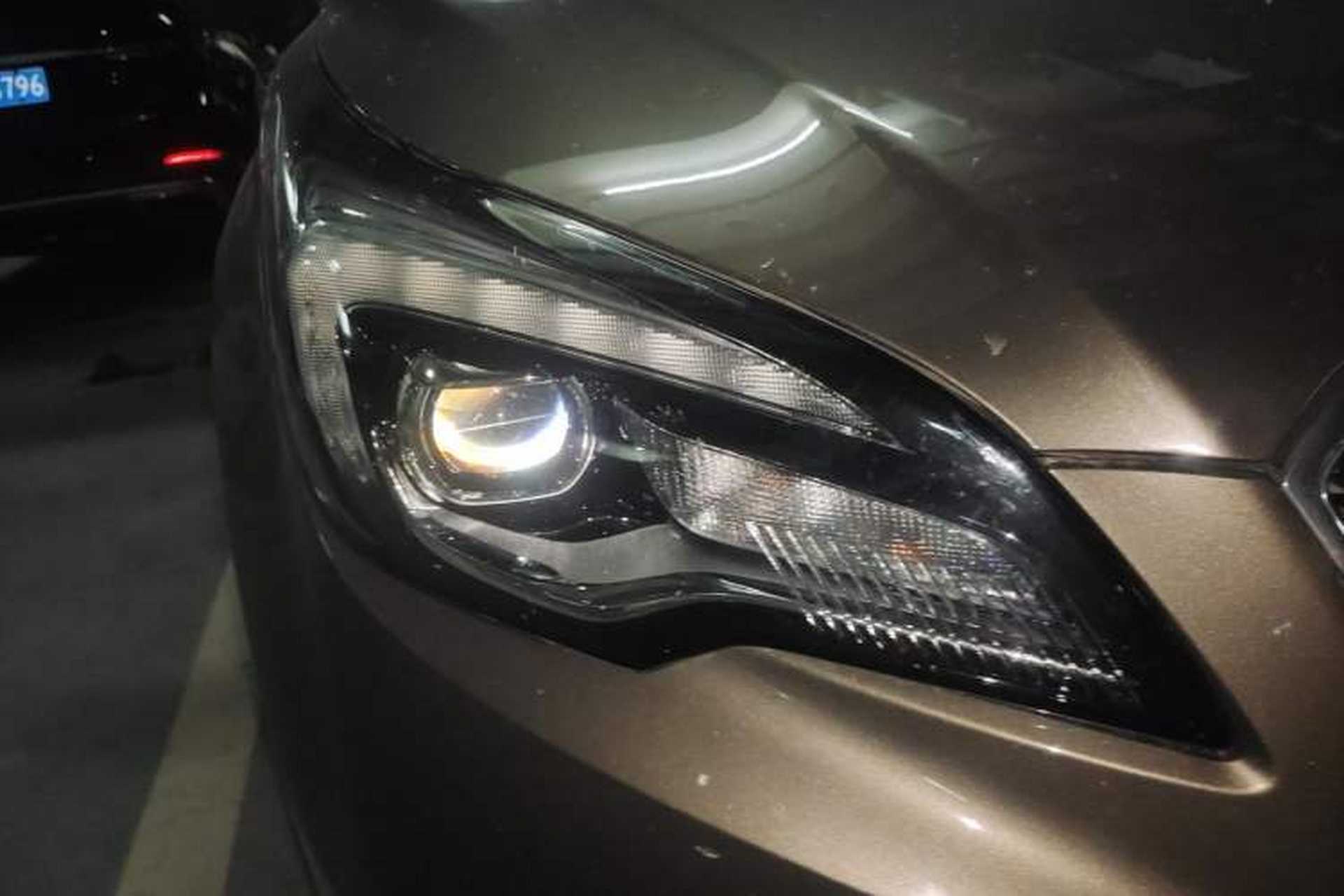 Used Buick Envision 2018 28T Four-Wheel Drive Luxury Model Right Front Headlight