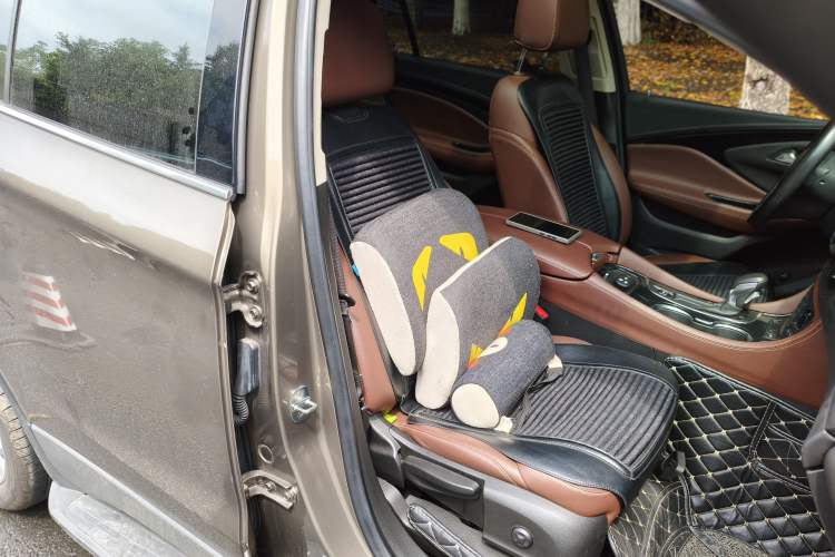 Used Buick Envision 2018 28T Four-Wheel Drive Elite Version Right Front Seat