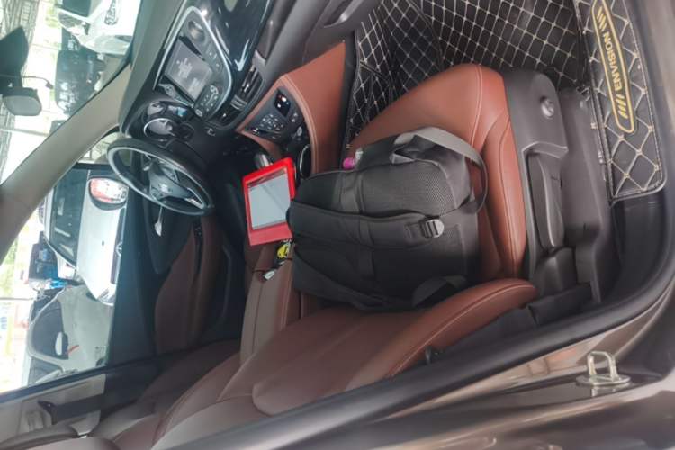 Used Buick Envision 2018 28T Four-Wheel Drive Elite Version Right Front Seat
