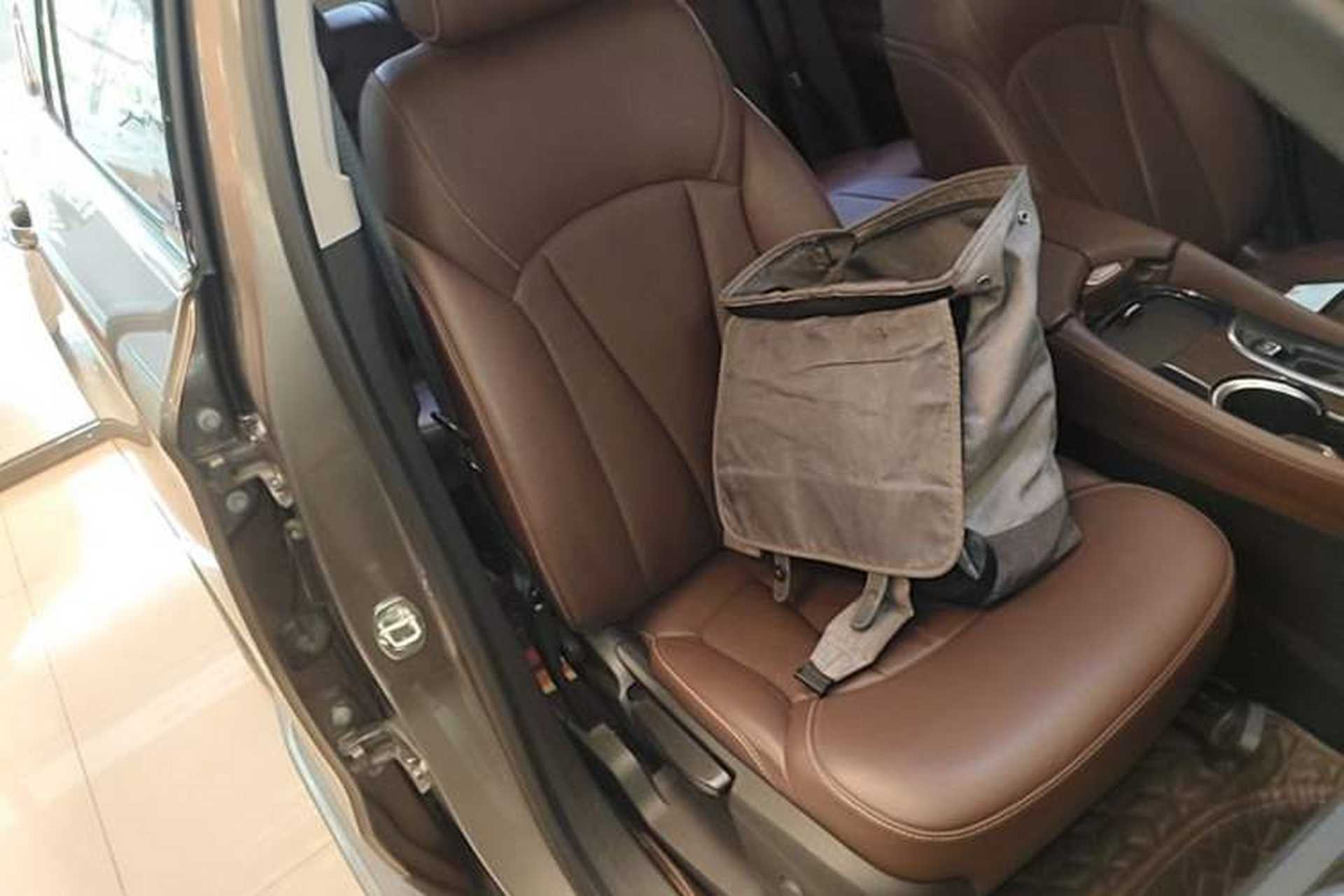 Used Buick Envision 2018 28T Four-Wheel Drive Elite Version Right Front Seat