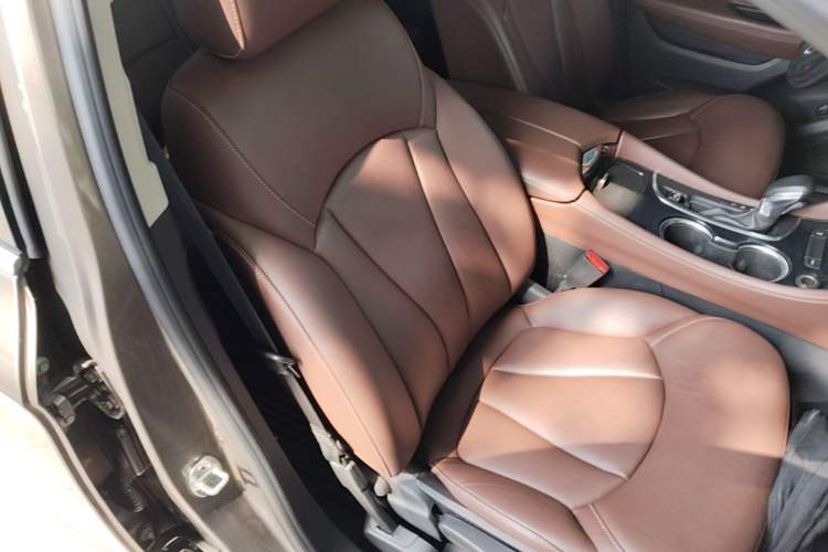 Used Buick Envision 2018 28T Four-Wheel Drive Elite Version Right Front Seat