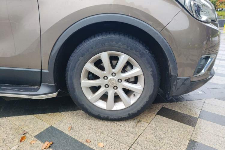 Used Buick Envision 2018 20T Two-Wheel-Drive Leading Model Right Front Wheel Hub