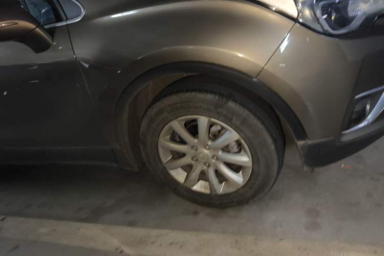 Used Buick Envision 2018 20T Two-Wheel-Drive Leading Model Right Front Wheel Hub