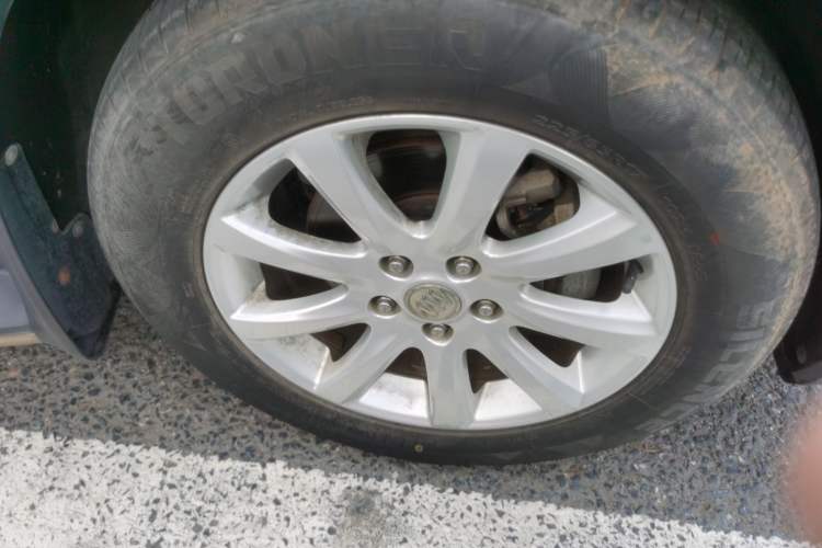 Used Buick Envision 2018 20T Two-Wheel-Drive Leading Model Right Front Wheel Hub