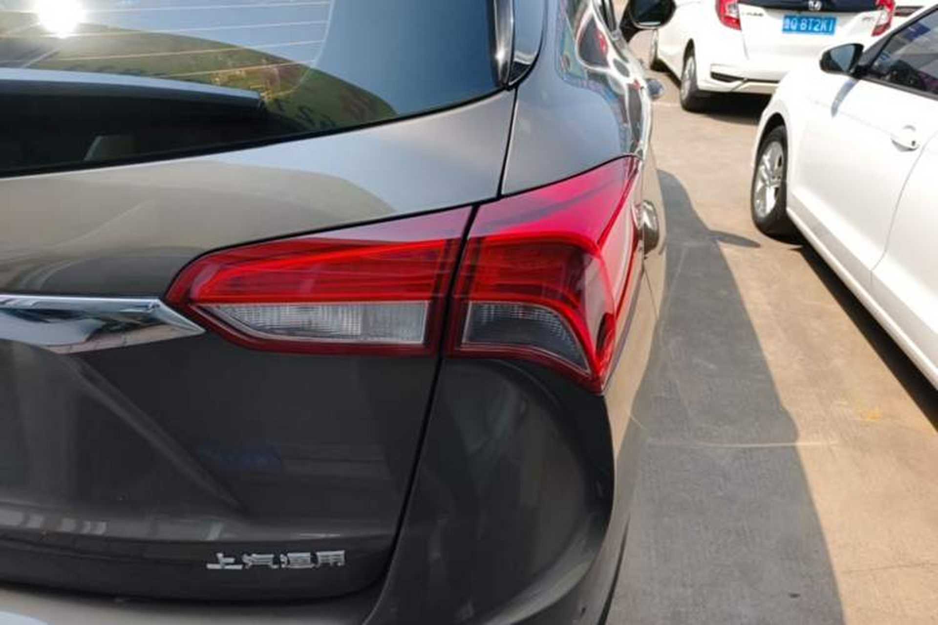 Used Buick Envision 2018 28T Four-Wheel Drive Luxury Model Right Rear Taillight