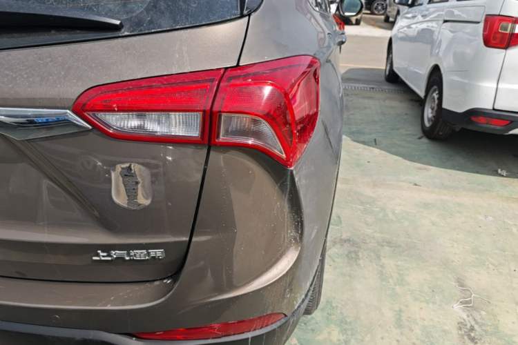 Used Buick Envision 2018 20T Two-Wheel-Drive Elite Model Right Rear Taillight