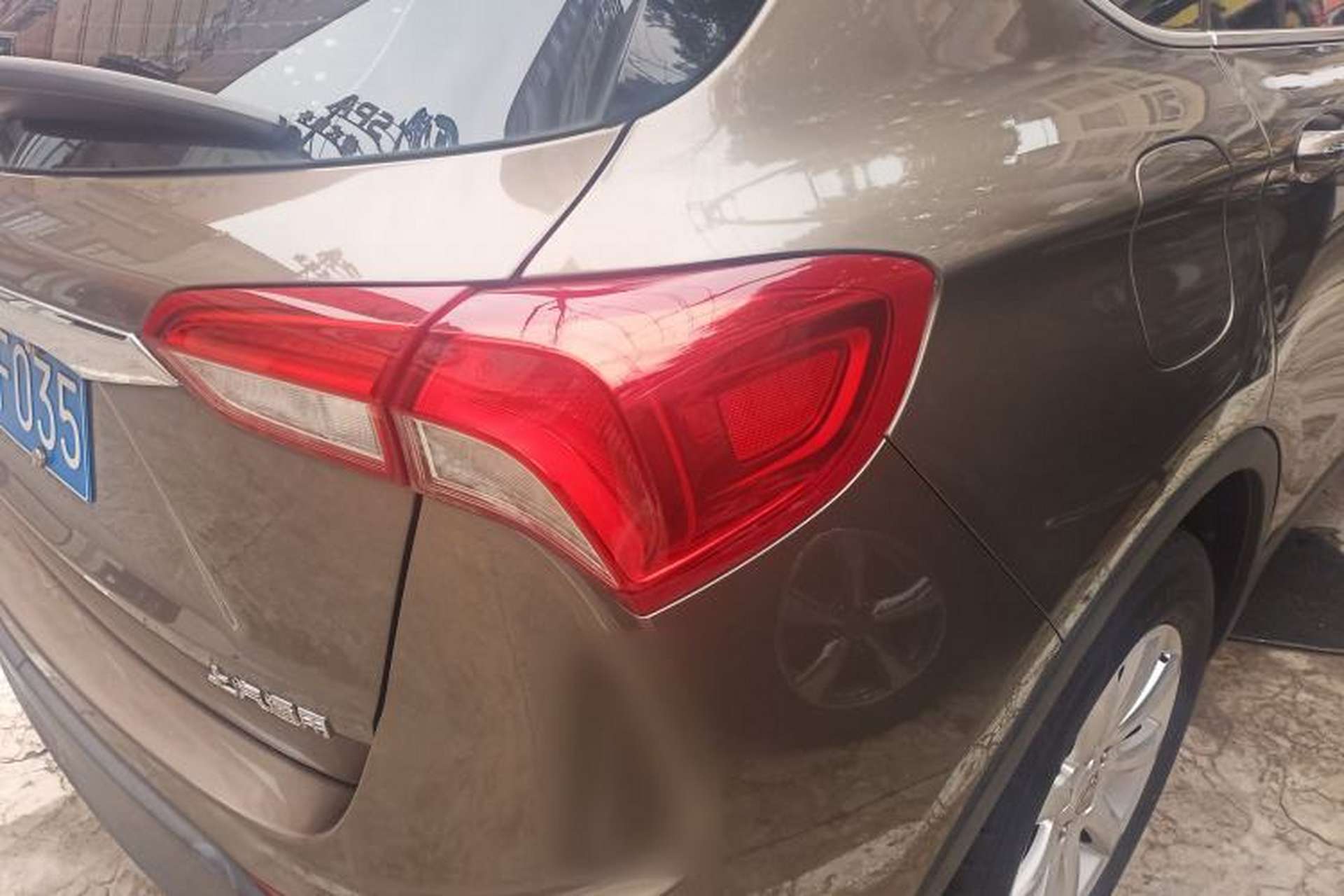 Used Buick Envision 2018 20T Two-Wheel-Drive Elite Model Right Rear Taillight