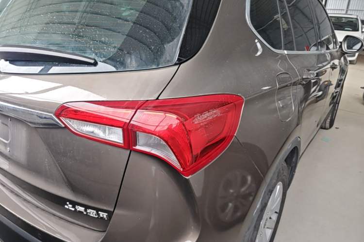 Used Buick Envision 2018 20T Two-Wheel-Drive Leading Model Right Rear Taillight