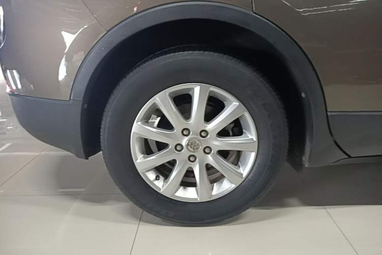 Used Buick Envision 2018 20T Two-Wheel-Drive Elite Model Right Rear Wheel Hub