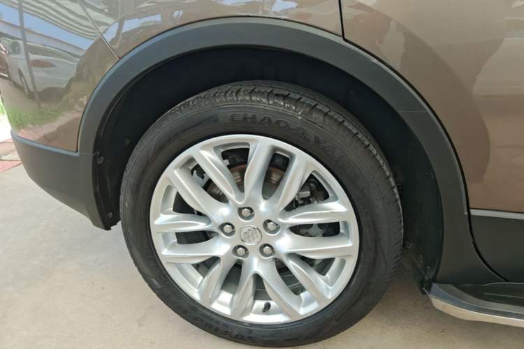 Used Buick Envision 2018 28T Four-Wheel Drive Elite Version Right Rear Wheel Hub