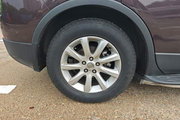 Used Buick Envision 2018 20T Two-Wheel Drive Luxury Model Right Rear Wheel Hub