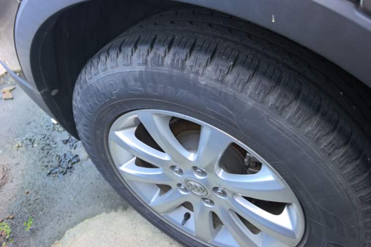 Used Buick Envision 2018 20T Two-Wheel-Drive Elite Model Right Rear Wheel Hub