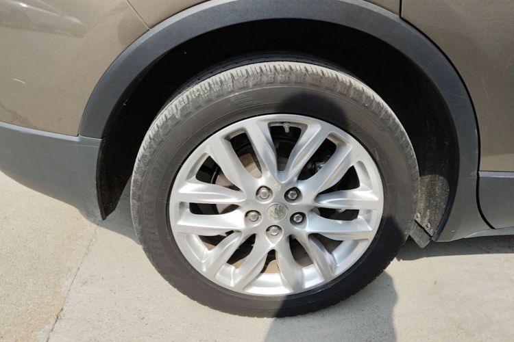 Used Buick Envision 2018 28T Four-Wheel Drive Elite Version Right Rear Wheel Hub