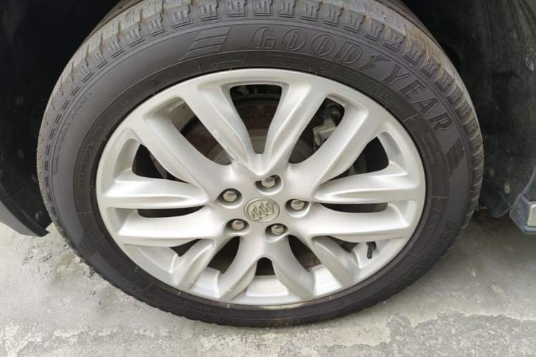 Used Buick Envision 2018 28T Four-Wheel Drive Elite Version Right Rear Wheel Hub
