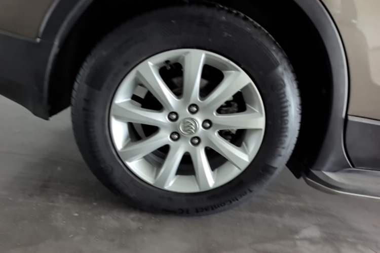 Used Buick Envision 2018 20T Two-Wheel-Drive Leading Model Right Rear Wheel Hub