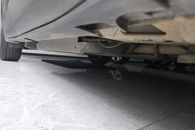 Used Buick Envision 2018 28T Four-Wheel Drive Elite Version Right Side Sill