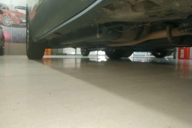 Used Buick Envision 2018 20T Two-Wheel Drive Luxury Model Right Side Sill