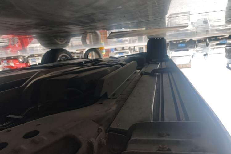 Used Buick Envision 2018 28T Four-Wheel Drive Elite Version Right Side Sill