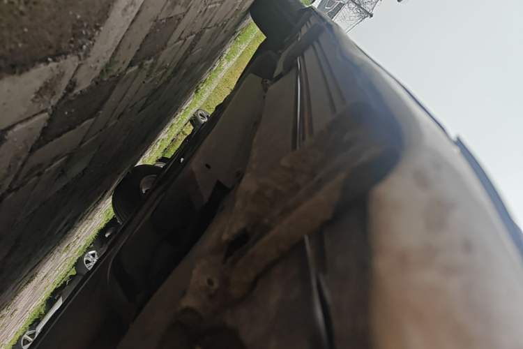 Used Buick Envision 2018 20T Two-Wheel-Drive Elite Model Right Side Sill