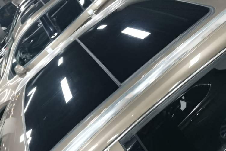 Used Buick Envision 2018 28T All-Wheel-Drive Versatile Sports Flagship Model Roof