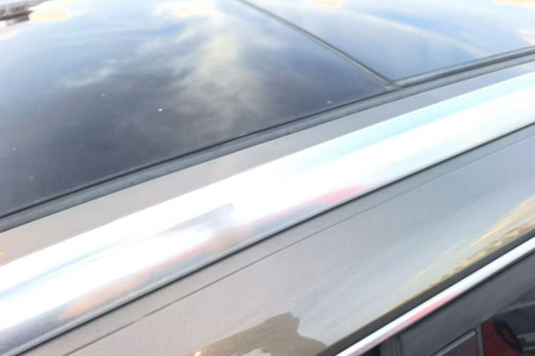 Used Buick Envision 2018 20T Two-Wheel-Drive Elite Model Roof