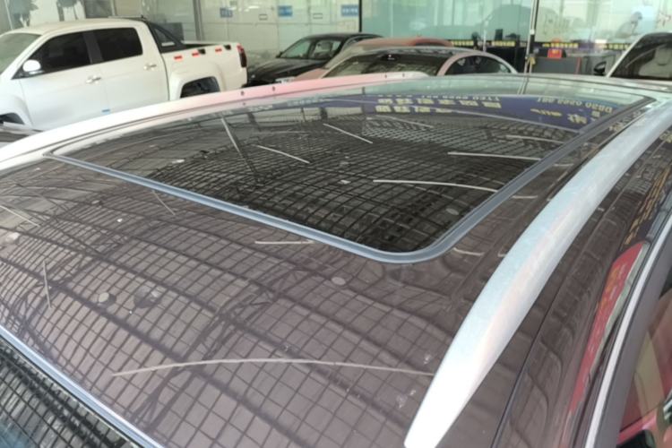 Used Buick Envision 2018 20T Two-Wheel-Drive Elite Model Roof