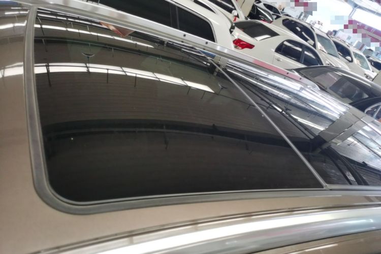 Used Buick Envision 2018 20T Two-Wheel-Drive Elite Model Roof