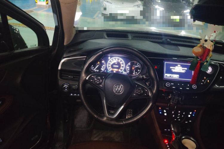 Used Buick Envision 2018 28T All-Wheel-Drive Versatile Sports Flagship Model Steering Wheel