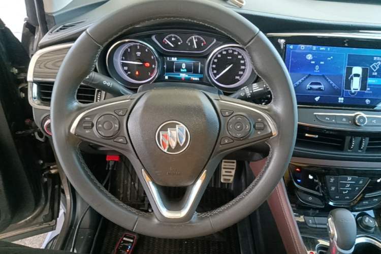 Used Buick Envision 2018 20T Two-Wheel Drive Luxury Model Steering Wheel