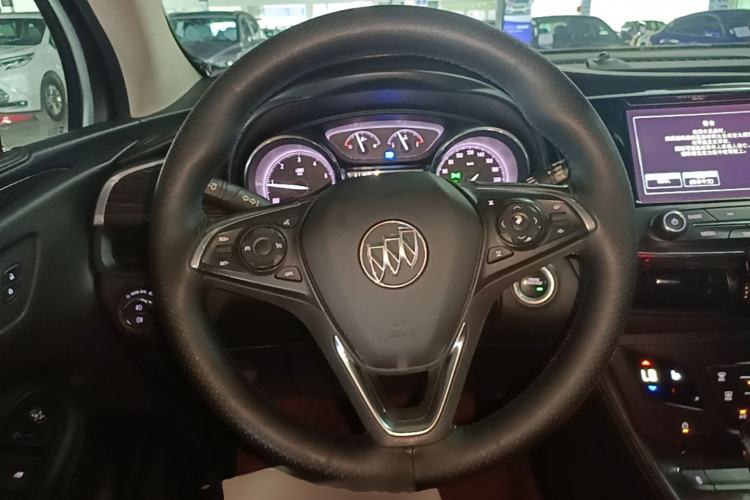 Used Buick Envision 2018 20T Two-Wheel-Drive Elite Model Steering Wheel
