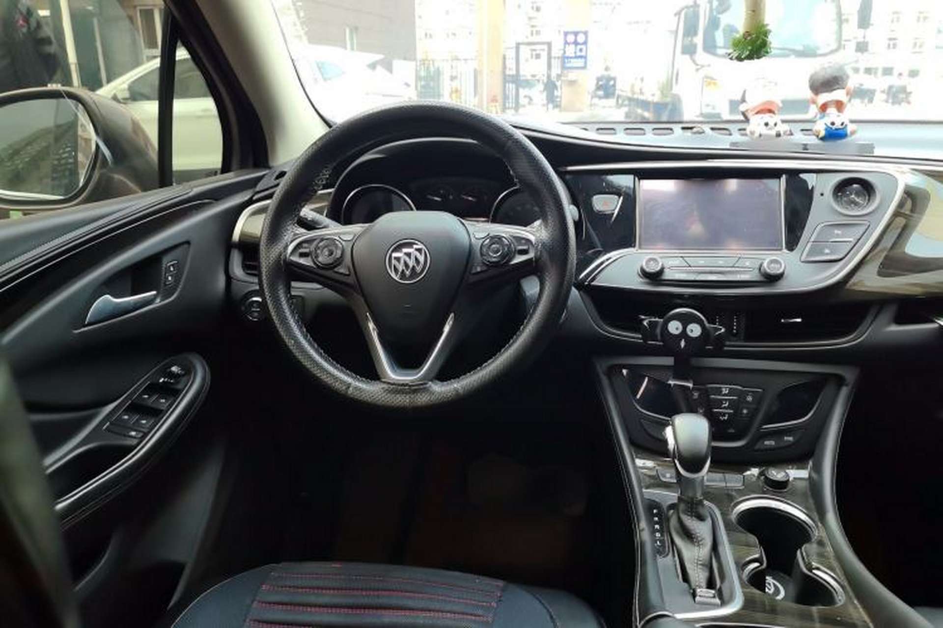 Used Buick Envision 2018 20T Two-Wheel-Drive Elite Model Steering Wheel