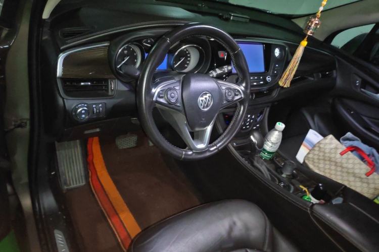 Used Buick Envision 2018 20T Two-Wheel-Drive Elite Model Steering Wheel